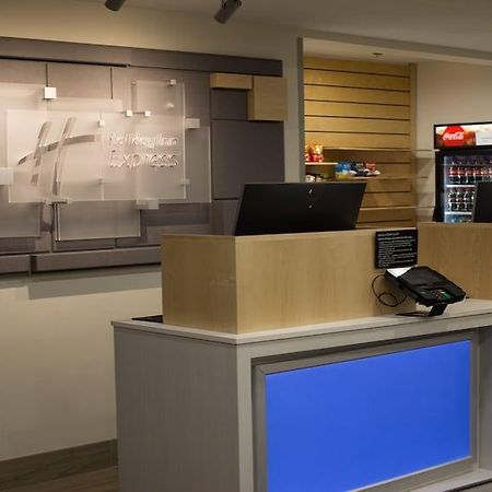 Holiday Inn Express Winfield - Teays Valley Hurricane Zewnętrze zdjęcie