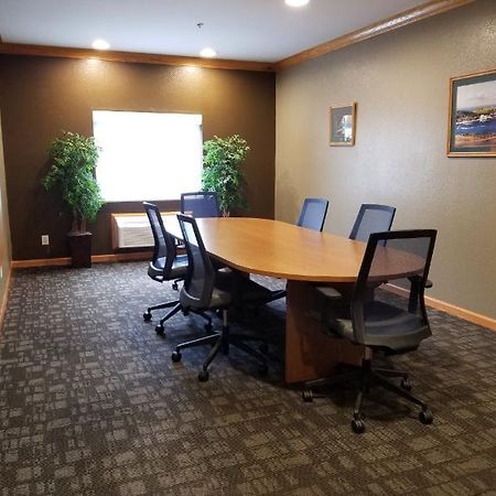 Holiday Inn Express Winfield - Teays Valley Hurricane Zewnętrze zdjęcie
