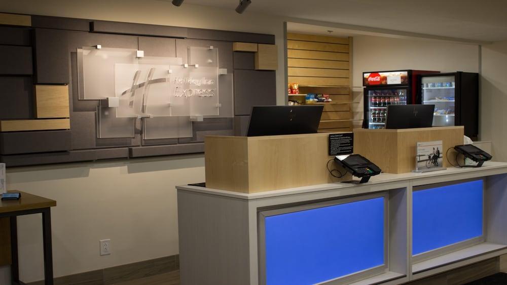 Holiday Inn Express Winfield - Teays Valley Hurricane Zewnętrze zdjęcie