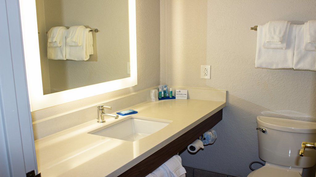 Holiday Inn Express Winfield - Teays Valley Hurricane Zewnętrze zdjęcie